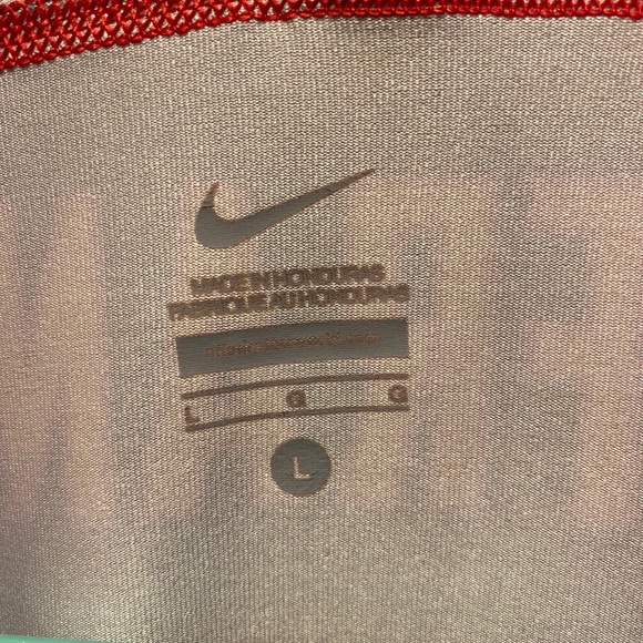 At. Francis Nike women’s shirt dri-fit large - Picture 3 of 5